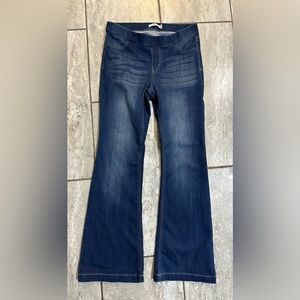 CELLO Pull-On Jeans